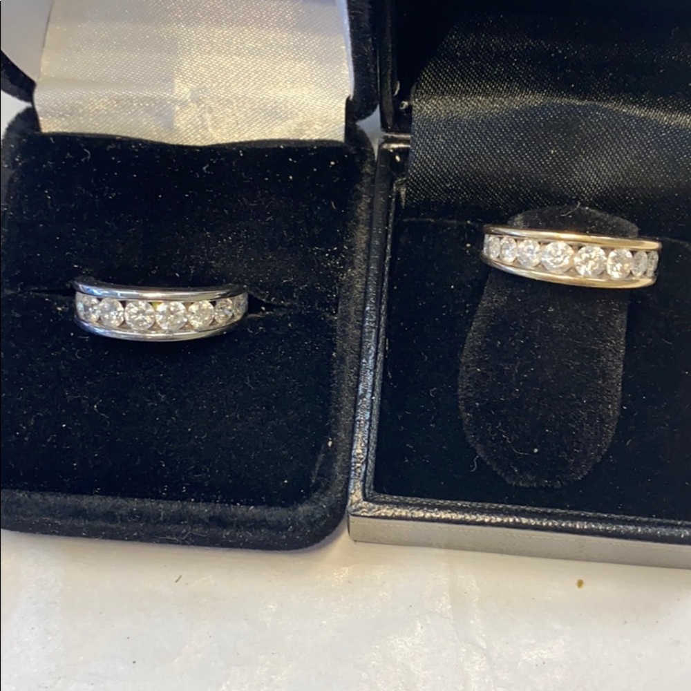 14K Solid Gold Diamonds Ring